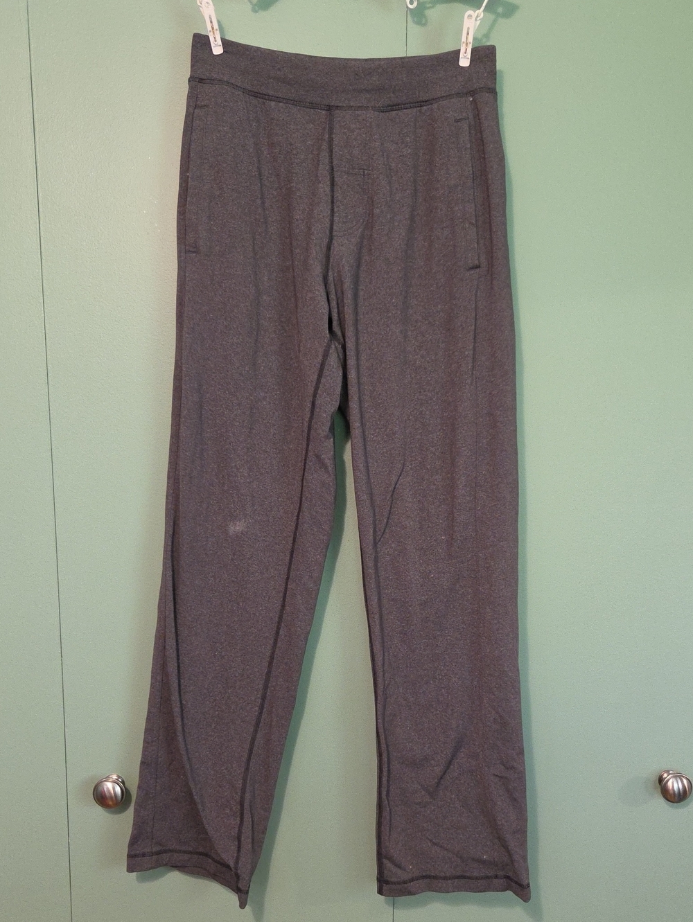 Lululemon Gray Lounge Sweatpant Size 8 / 10